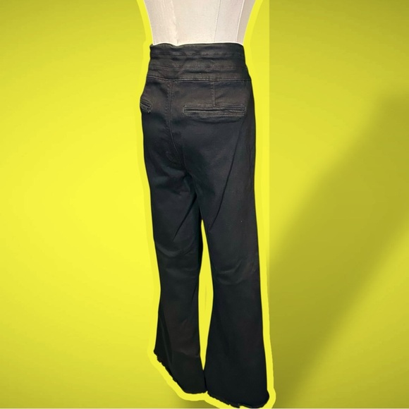 PAIGE Denim ‘Corset Genevieve’ Jeans in “Boss Black” with Raw Hem Size 30 - Picture 10 of 11